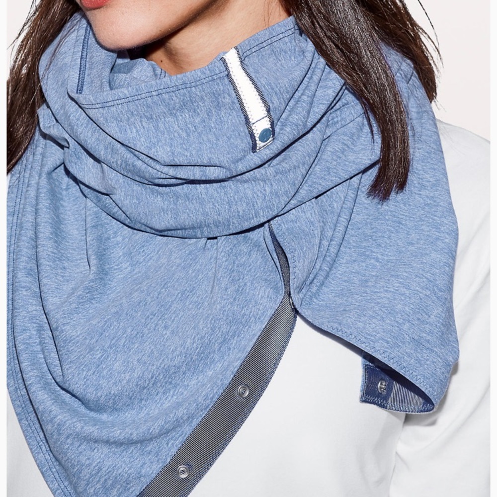Blue Striped lululemon vinyasa scarf